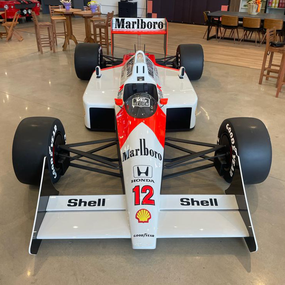 MP4-4 - Image 3