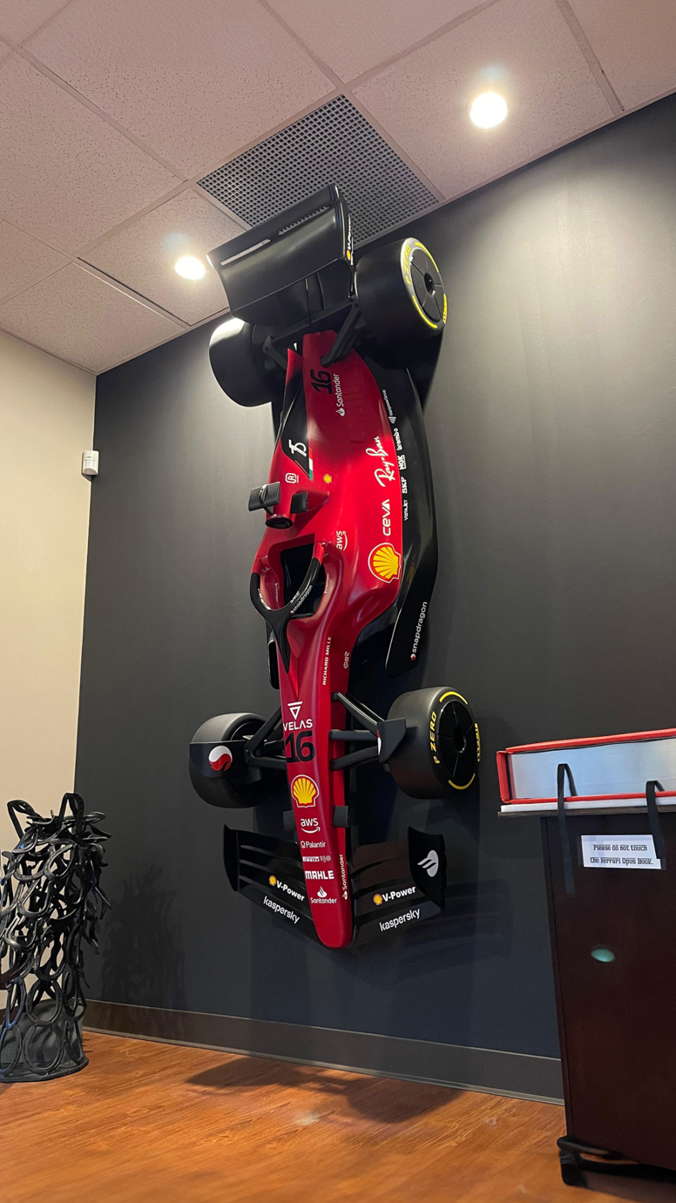 SF75 - Image 3