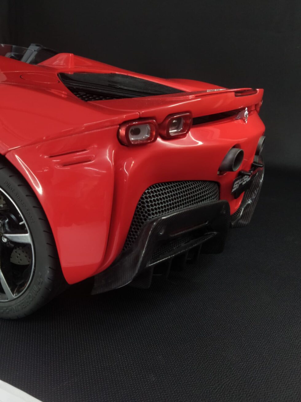 Ferrari F90 Spider - Image 2