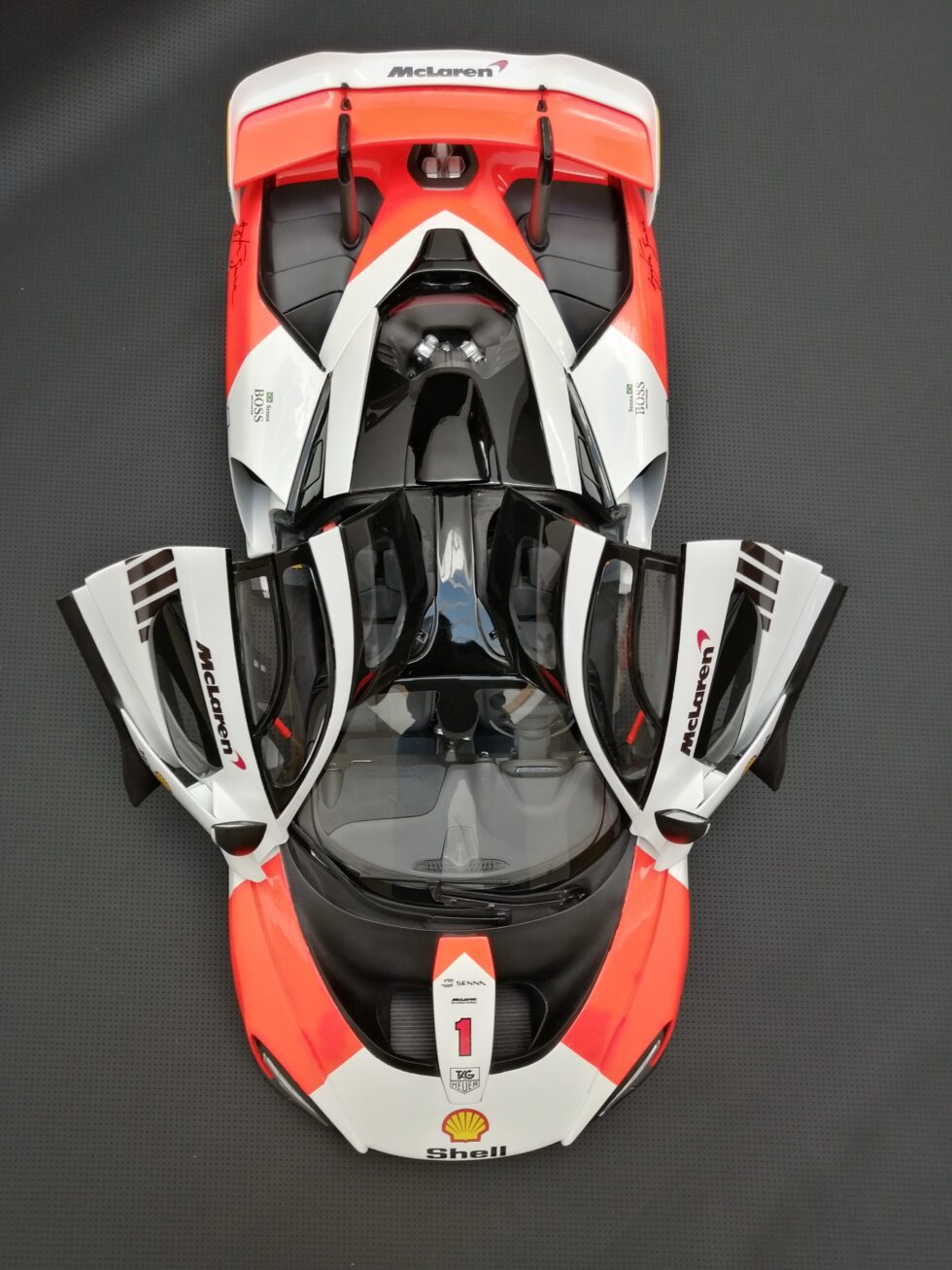 Mclaren Ayrton Senna Marlboro - Image 19