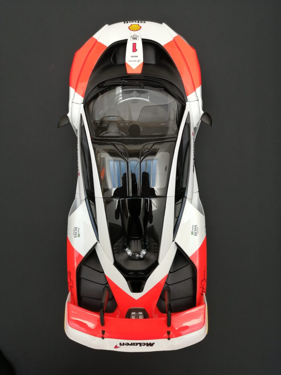 Mclaren Ayrton Senna Marlboro - Image 18