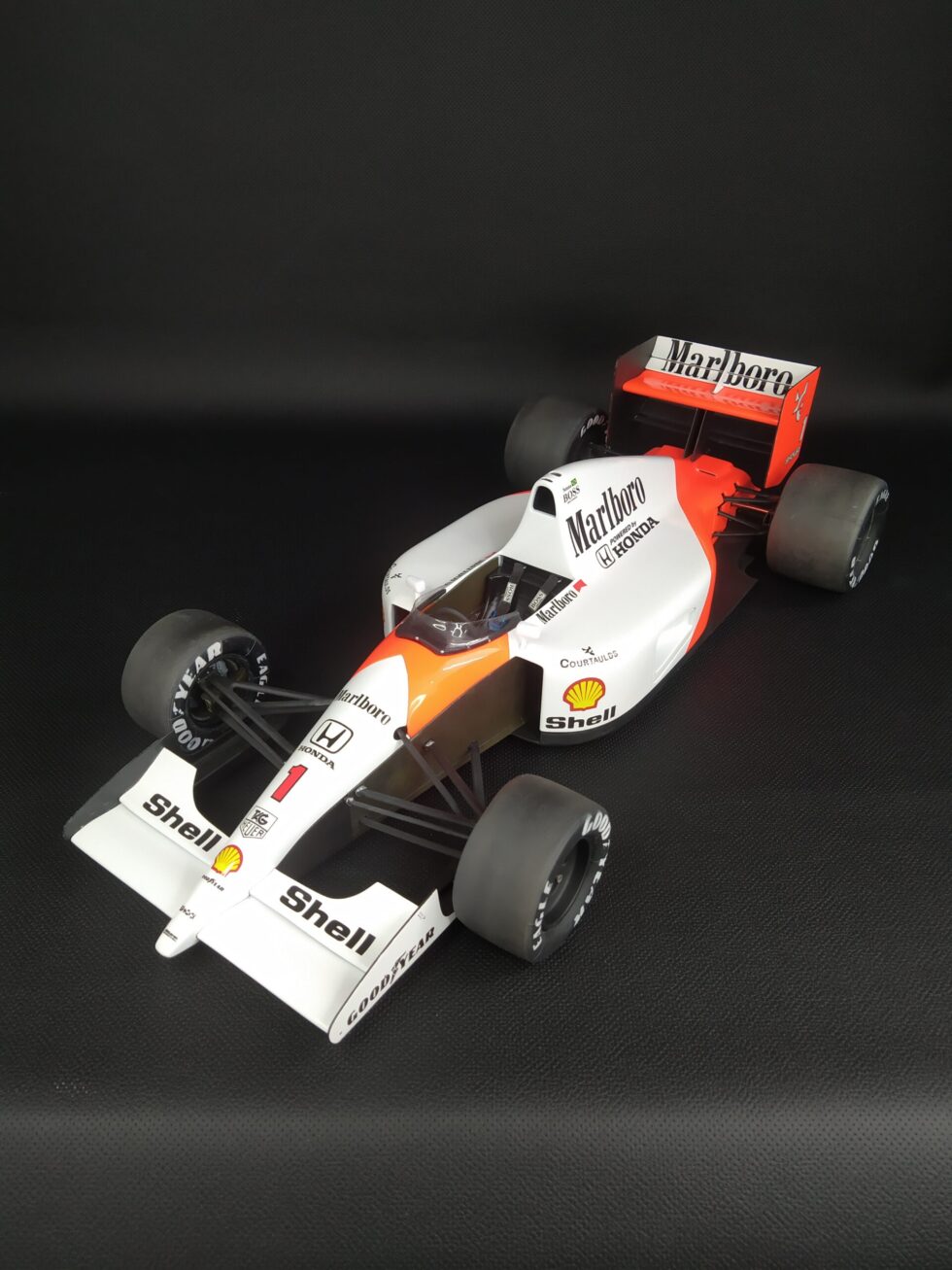 Maclaren MP4 6 - Image 9