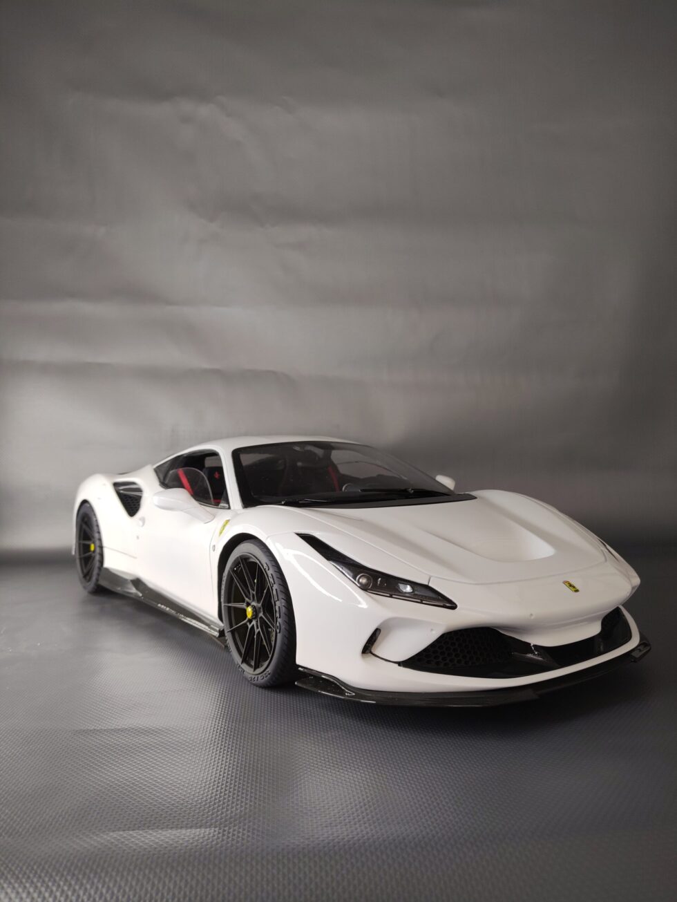 Ferrari F8 Tributo 2022 - Image 9