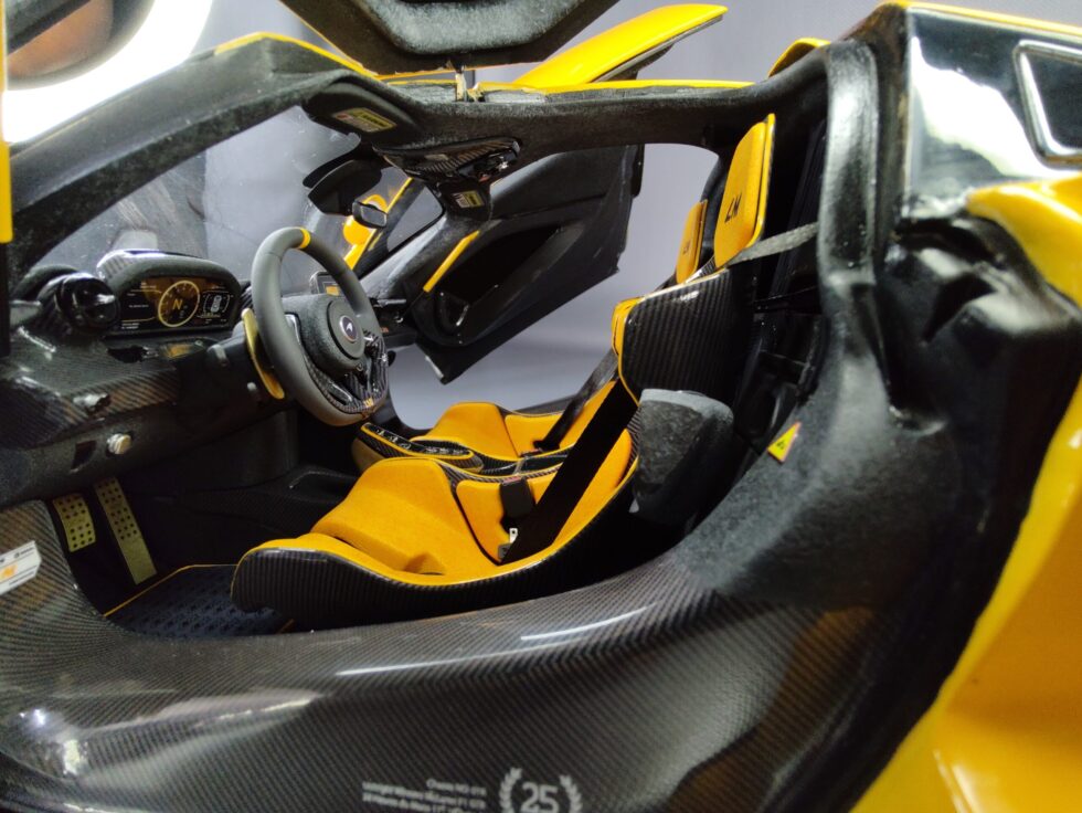 Mclaren LM Senna - Image 20