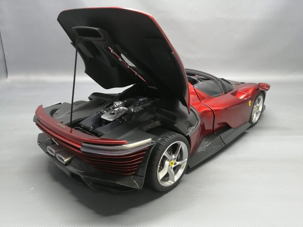 Ferrari Daytona - Image 3
