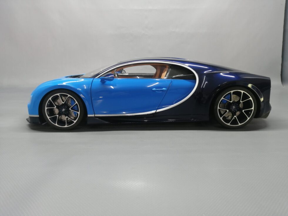 Bugatti Chiron - Image 24