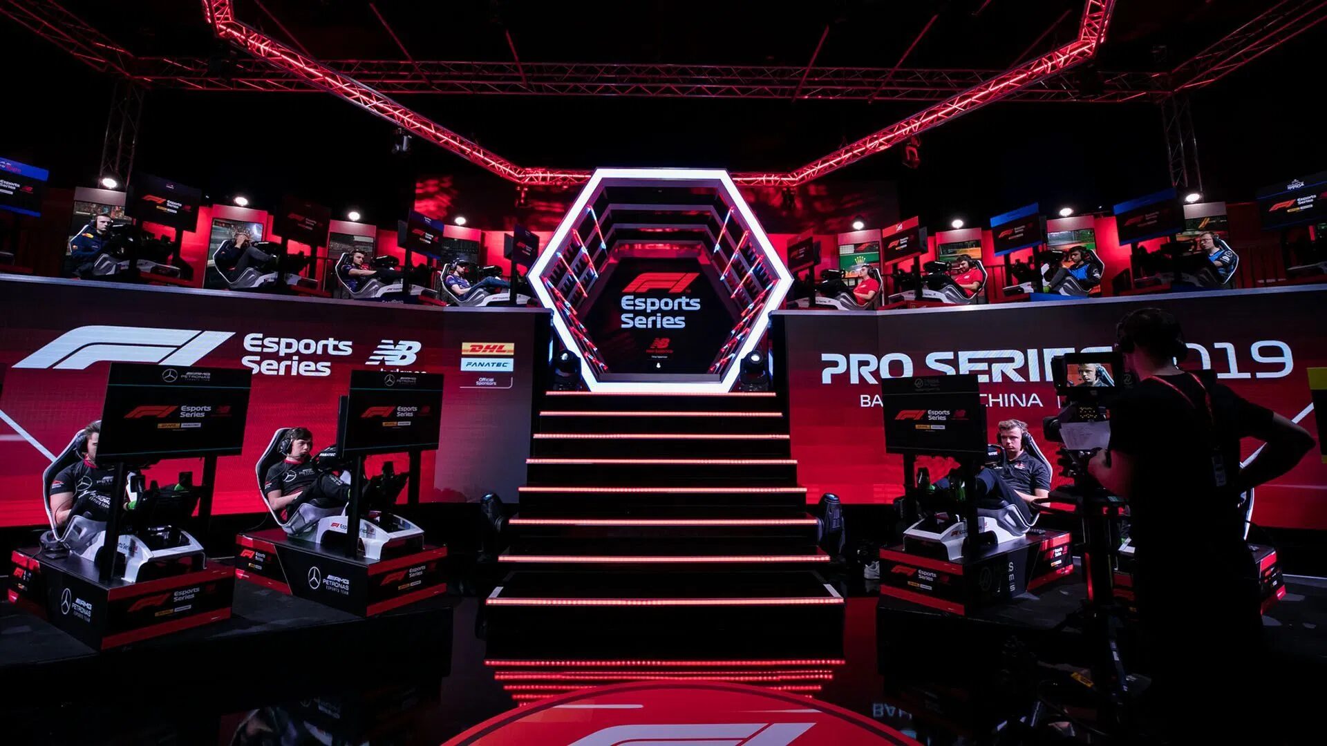 From Gamers to Racers: The Rise of F1 Esports and Virtual Racing
